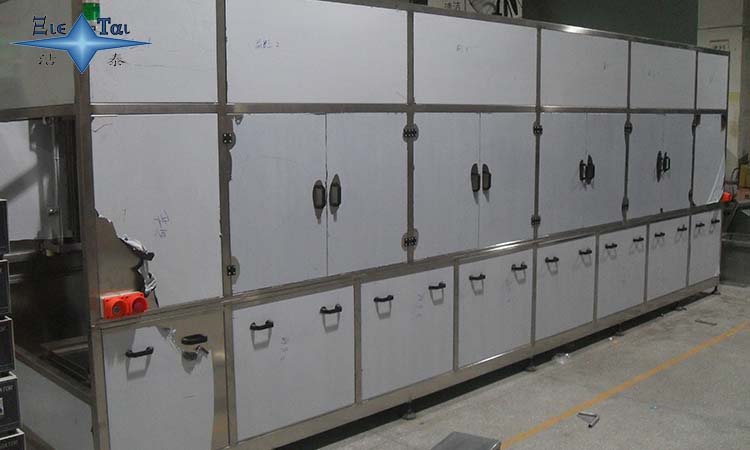 為什么全自動(dòng)超聲波清洗機(jī)被各行各業(yè)認(rèn)可？?jī)r(jià)格差距這么大？