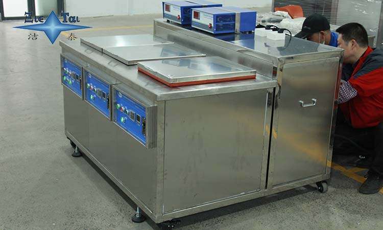 超聲波清洗機(jī)在制藥行業(yè)的應(yīng)用，如何清潔制藥設(shè)備？