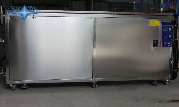 金店用超聲波清洗機(jī)選擇指南：價(jià)格、性能、規(guī)格綜合考量