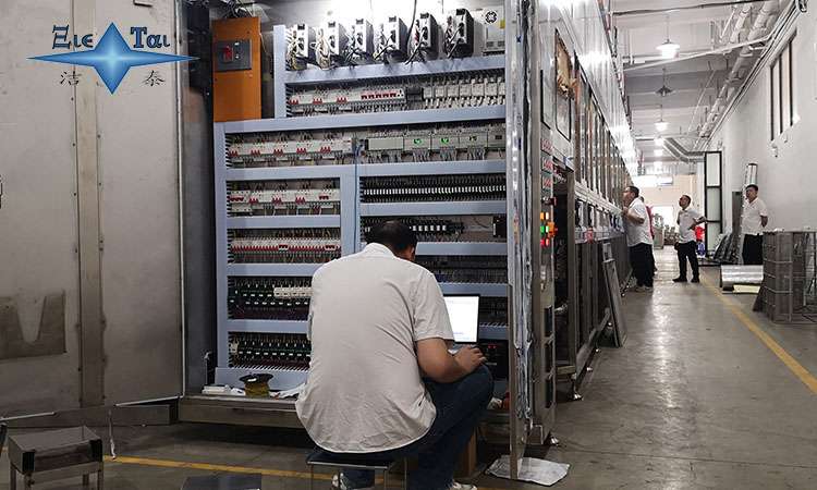 超聲波清洗機(jī)蓋子的選擇與應(yīng)用——材質(zhì)、設(shè)計及其重要性