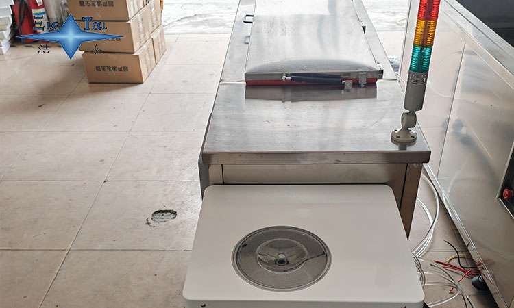 超聲波清洗機(jī)為什么相差這么大？百元到萬(wàn)元的價(jià)格差距全解析